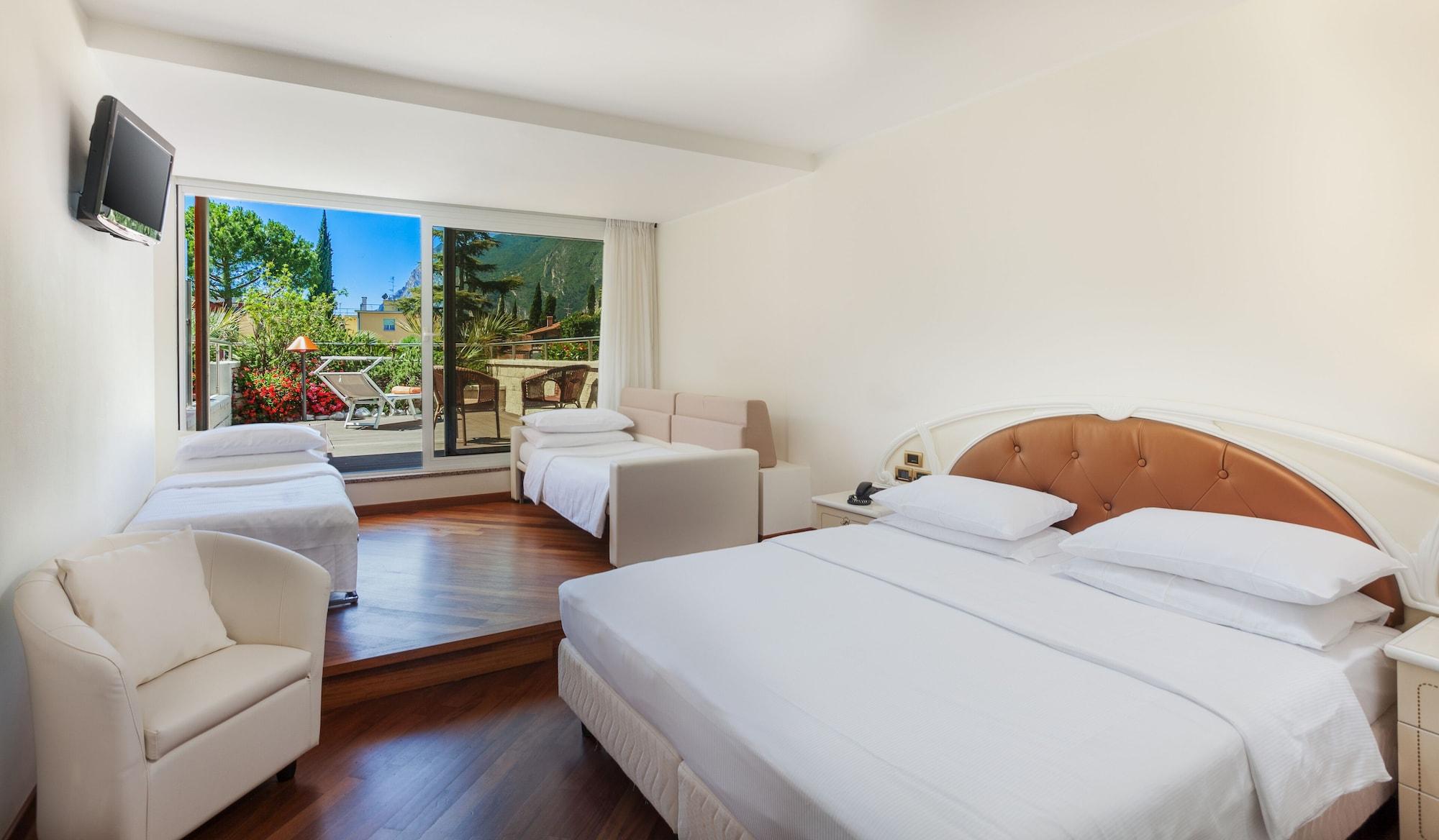 Hotel Savoy Palace - Tonelli Hotels Ρίβα ντελ Γκάρντα Εξωτερικό φωτογραφία